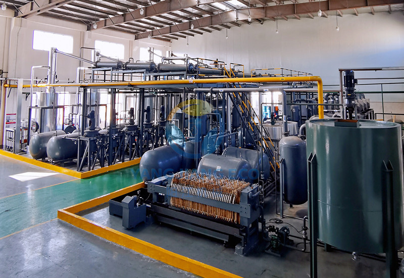 廢潤滑油提煉基礎(chǔ)油裝置 廢潤滑油提煉基礎(chǔ)油裝置